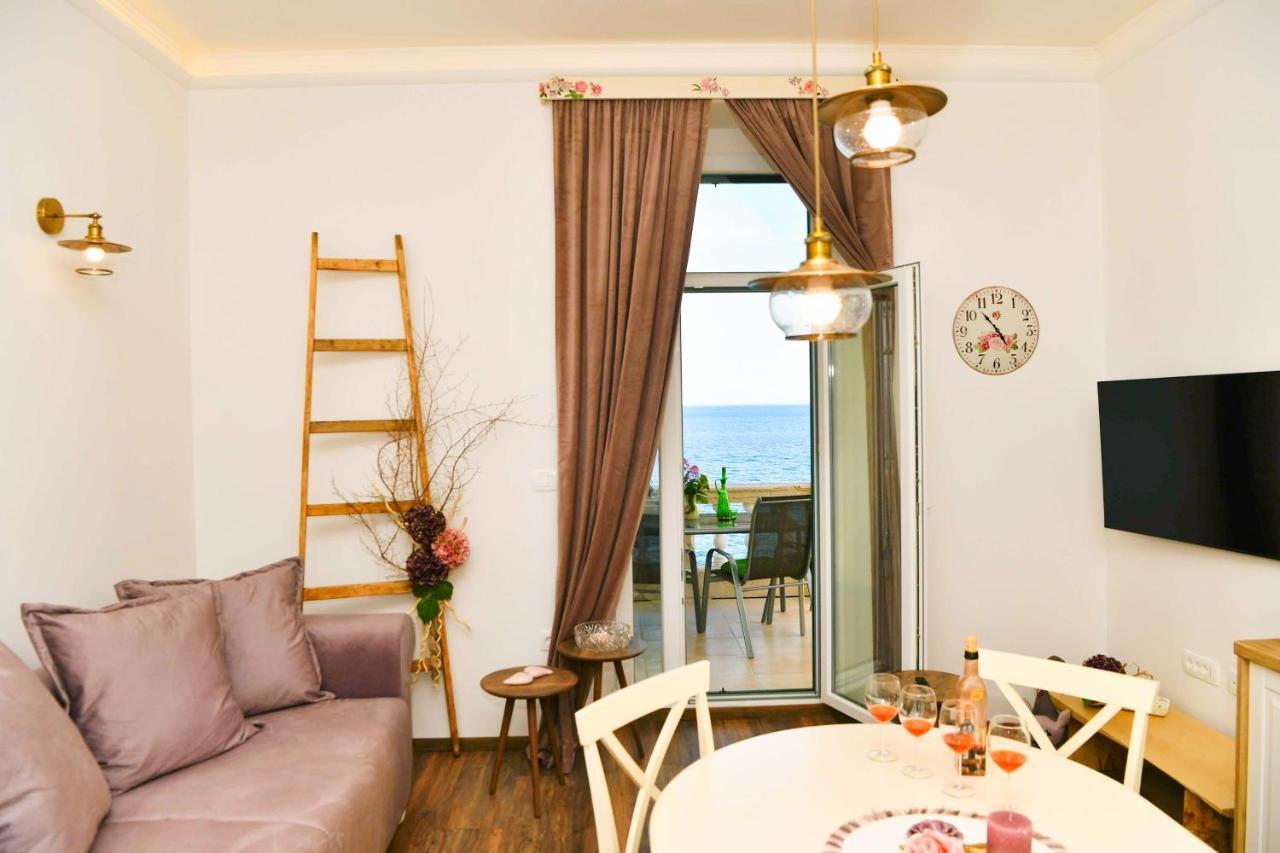 Apartment Carissima-Direct On Sea, Lovran-Opatija Eksteriør bilde